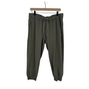 Lululemon On The Fly Cropped Jogger Pants‎ 10 Sage Green Active Workout #h